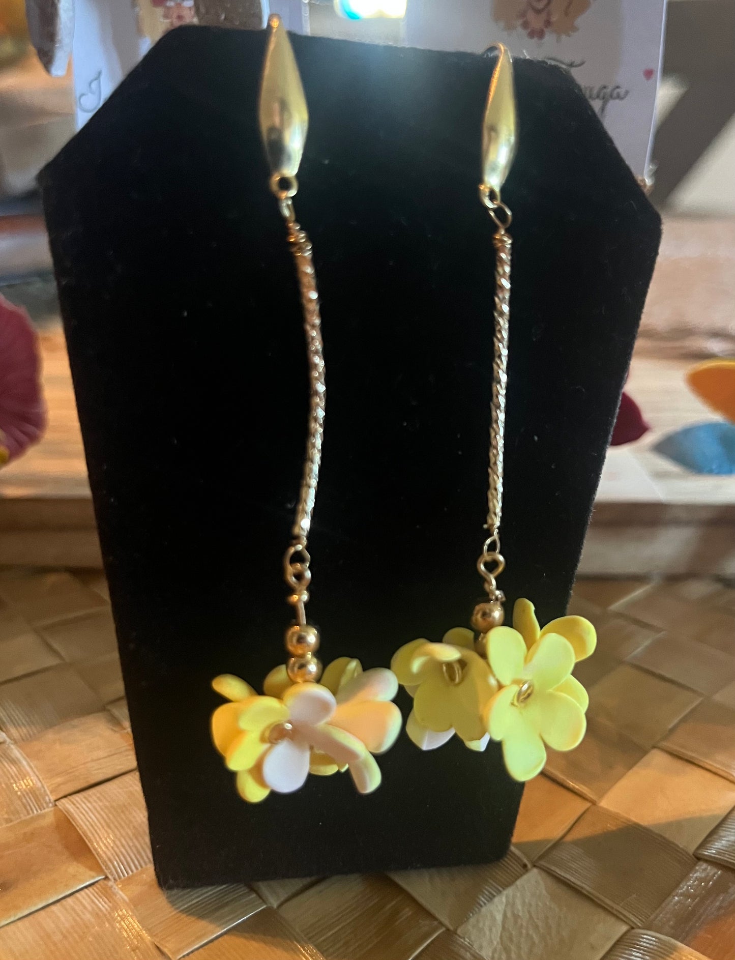 Pua cluster earrings