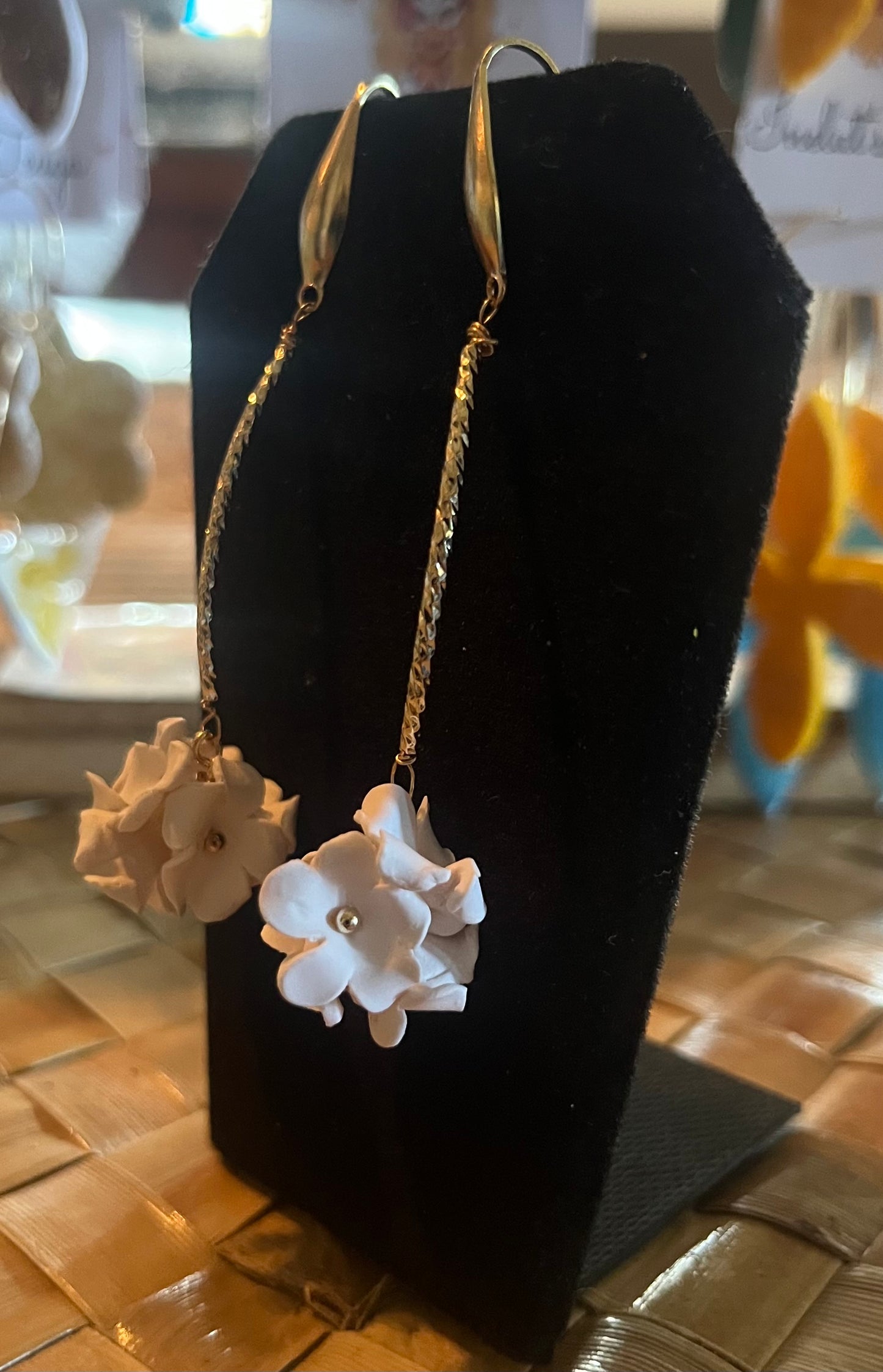 Pua cluster earrings