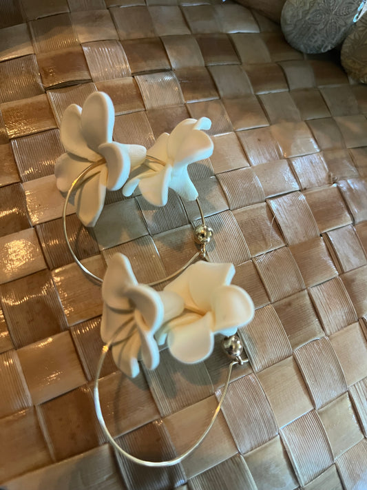 Pua earrings
